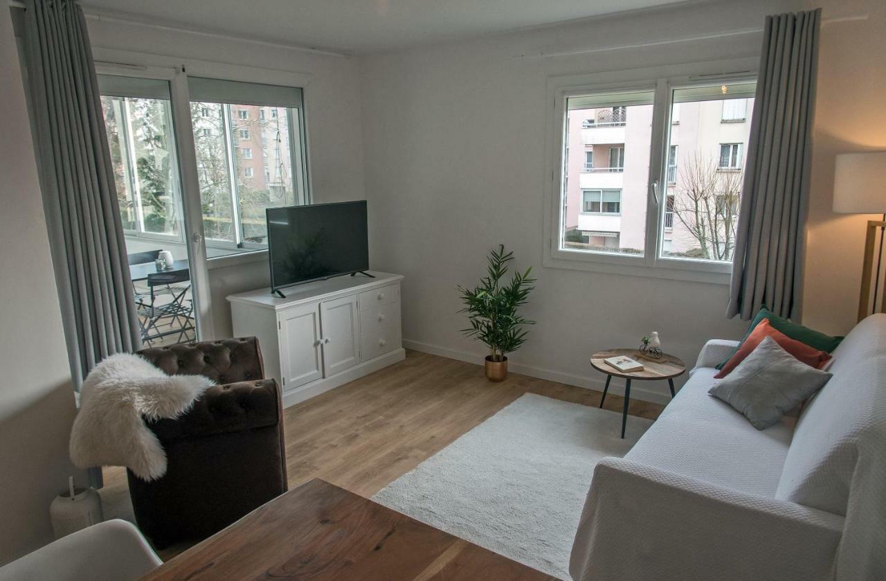 Au Rue De La Fleuriee Apartment Saint-Apollinaire  Екстериор снимка